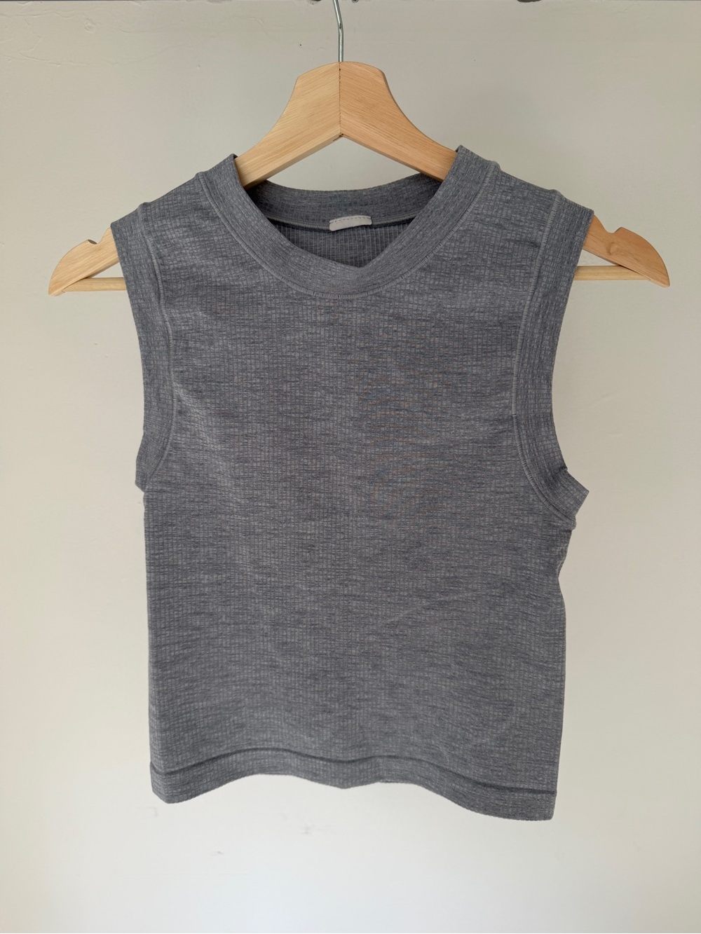 Athleta Heathered Gray Ribbed Sleeveless Tank Small